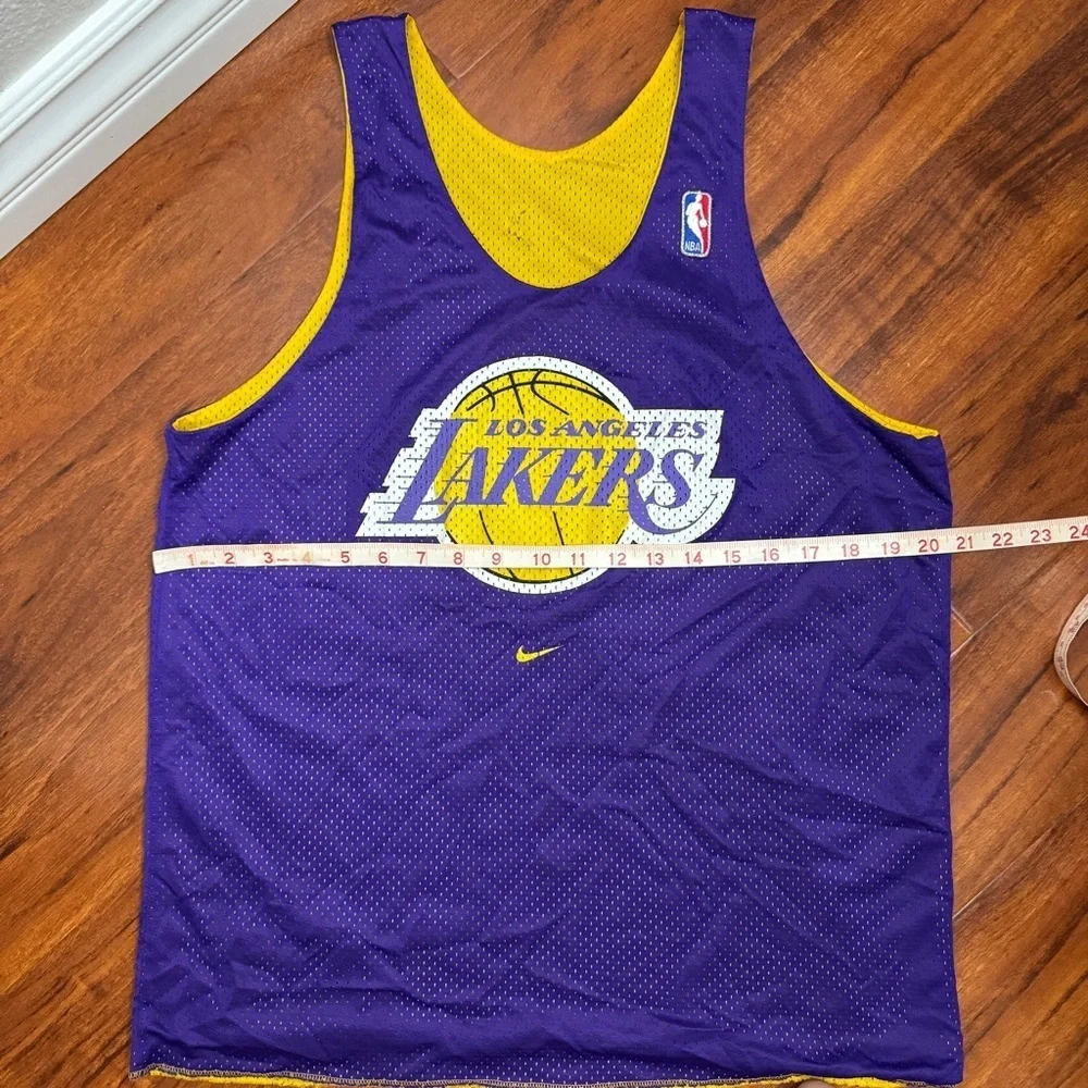 Nike Los Angeles Lakers Vintage Reversible Warm Up Jersey Size Medium - Picture 7 of 8